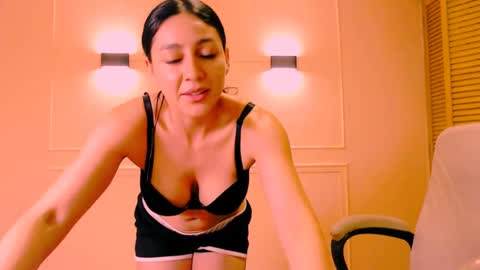 Snapshot of sweet_of_venus chatting on October 3, 12:27 am My name is Catalina. Please say hello I like to chat with you. If you have requests please use tip online show from October 3, 12:27 am