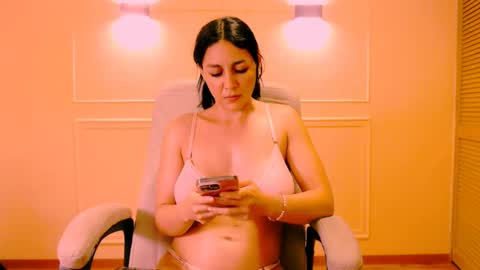 Snapshot of sweet_of_venus chatting on October 8, 3:22 am My name is Catalina. Please say hello I like to chat with you. If you have requests please use tip online show from October 8, 3:22 am