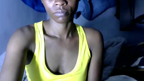 LIANAH online show from November 1, 3:21 am