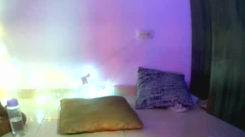 Snapshot of sweetapril_1991 chatting on September 17, 11:36 pm sweetapril_1991 online show from September 17, 11:36 pm