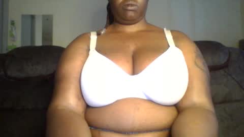 Snapshot of sweetbaby46 chatting on January 20, 2:57 pm sweetbaby46 online show from January 20, 2:57 pm