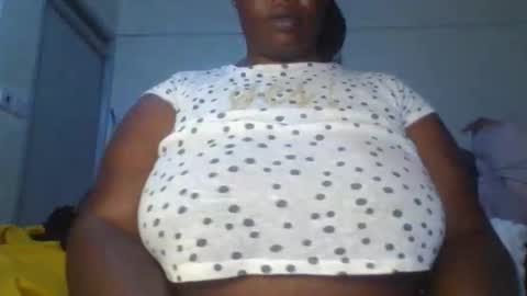 Snapshot of sweetbaby46 chatting on September 16, 7:44 pm sweetbaby46 online show from September 16, 7:44 pm