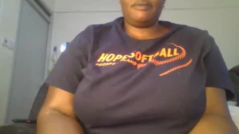 Snapshot of sweetbaby46 chatting on October 13, 9:23 am sweetbaby46 online show from October 13, 9:23 am