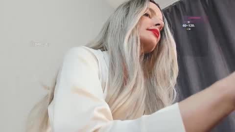 sweetbabyxx2021 online show from February 14, 2:54 pm