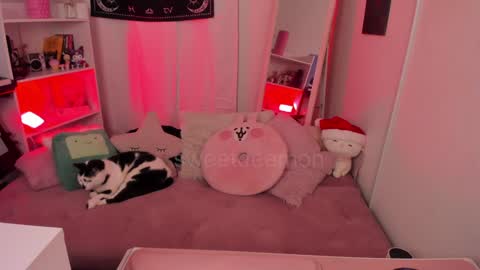 Vernica Help me to reach 80 likes thank you online show from December 25, 3:50 am