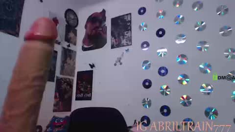 Snapshot of sweetdevil631 chatting on September 9, 5:02 pm Abril online show from September 9, 5:02 pm