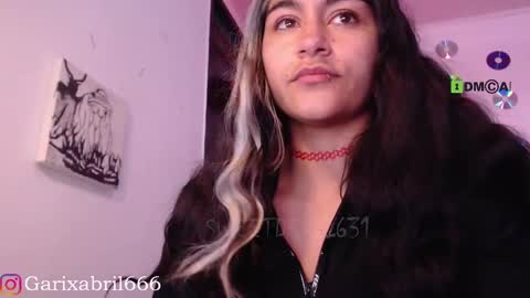 Snapshot of sweetdevil631 chatting on January 22, 6:52 pm Abril online show from January 22, 6:52 pm
