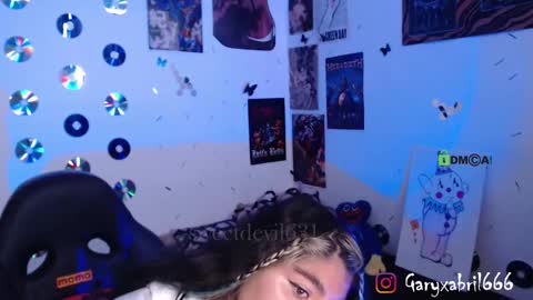 Snapshot of sweetdevil631 chatting on February 20, 2:46 pm Abril online show from February 20, 2:46 pm