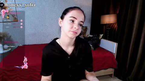 Snapshot of sweete_sofia chatting on October 10, 3:44 am Sofia online show from October 10, 3:44 am