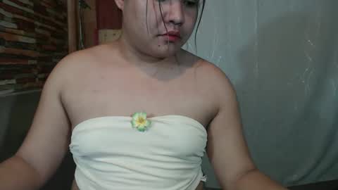 sweetelly18 online show from February 24, 7:30 pm