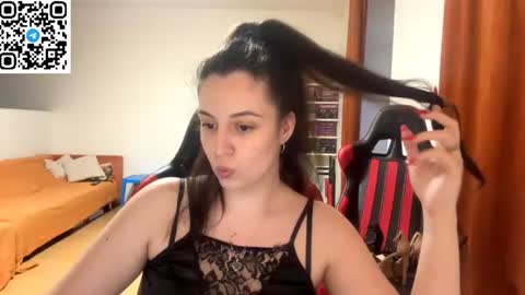 Joanna online show from July 2, 6:58 pm