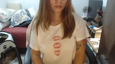 Andrea online show from February 22, 3:56 am