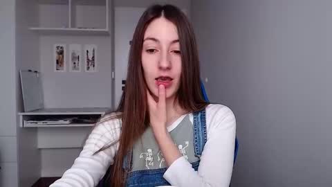 Emma  online show from December 3, 9:00 am