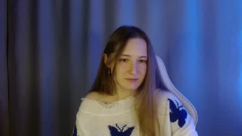 Annie online show from December 22, 8:12 pm