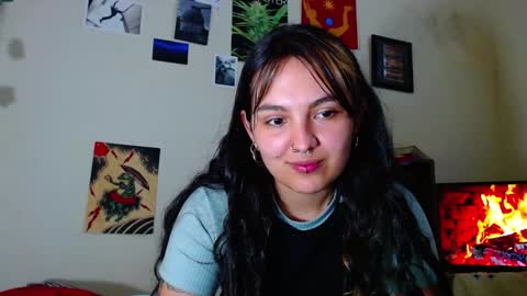 Snapshot of sweetie_maryy chatting on January 28, 6:28 pm Maria my insta sweetie maryy online show from January 28, 6:28 pm