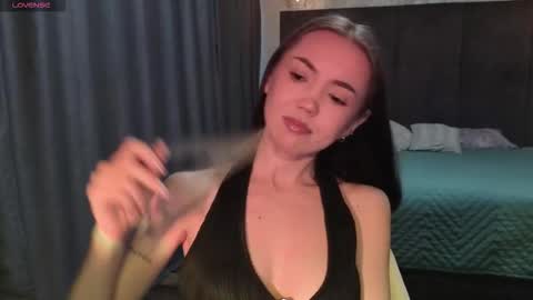 sweetieee_kira online show from March 21, 3:55 am