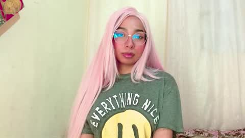 mishel online show from December 2, 3:52 am