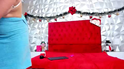 Lauren online show from November 20, 6:03 am