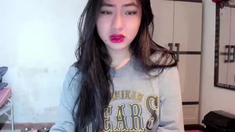 Zoe online show from January 5, 7:17 am