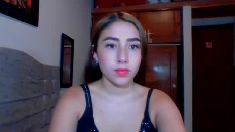 Snapshot of sweetmaddiee_ chatting on September 29, 10:26 pm Maddie online show from September 29, 10:26 pm