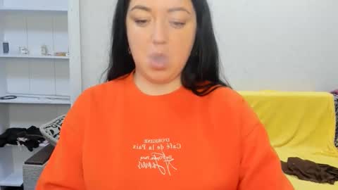 sweetmarylove online show from October 3, 9:25 am