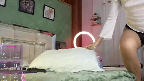 Mia  online show from April 11, 11:19 pm