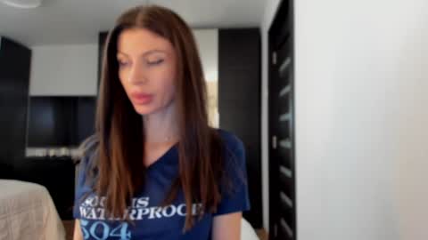 Snapshot of sweetndcrazy chatting on September 10, 7:08 am Nicole online show from September 10, 7:08 am