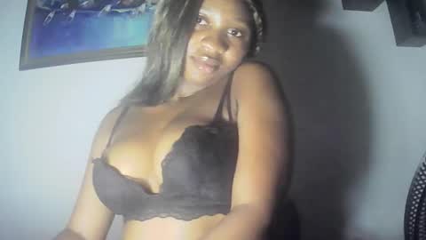 Snapshot of sweetness755325 chatting on September 25, 6:06 pm sweetness755325 online show from September 25, 6:06 pm