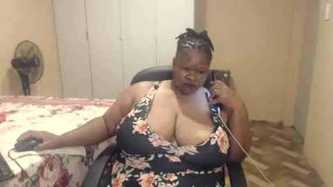 sweetnoziexxx online show from April 8, 5:53 am