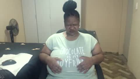 sweetnoziexxx online show from March 24, 5:24 am