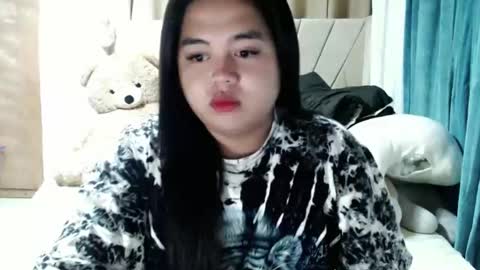 Princess Ella online show from January 1, 12:00 am