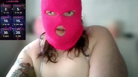 AtomBommeBBW online show from December 2, 3:45 pm