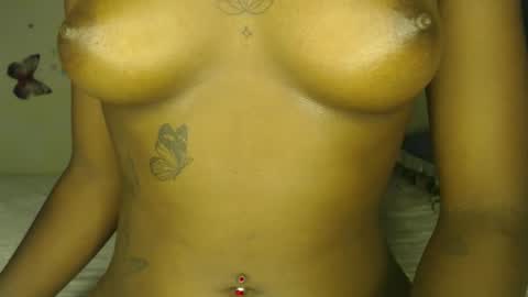 Sweetsinxx1 online show from March 3, 7:53 pm