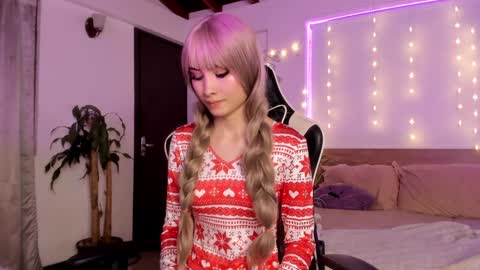 Snapshot of sweett_catt1 chatting on December 20, 1:14 am Cat independent model online show from December 20, 1:14 am