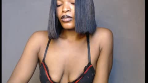 sweetxxboobsx online show from June 2, 8:59 am