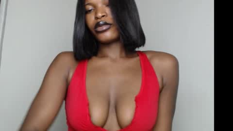 sweetxxboobsx online show from December 3, 8:38 am