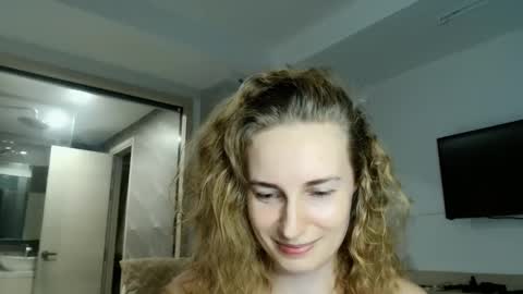 sweety_fruits online show from February 22, 3:13 pm