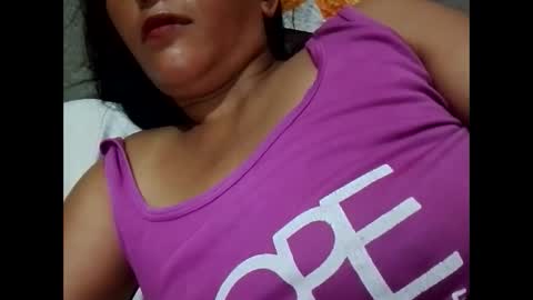 Snapshot of sweety_ivana chatting on March 6, 9:20 pm sweety_ivana online show from March 6, 9:20 pm