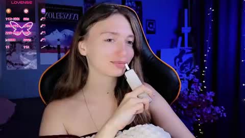 swettymolly online show from June 24, 1:54 pm