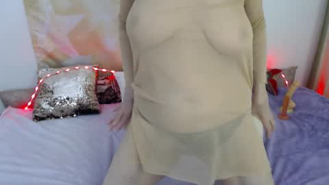 Sylvia online show from May 15, 7:55 am