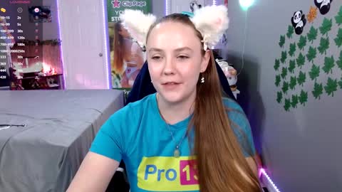 Snapshot of syndica chatting on September 14, 12:41 am Jennah online show from September 14, 12:41 am