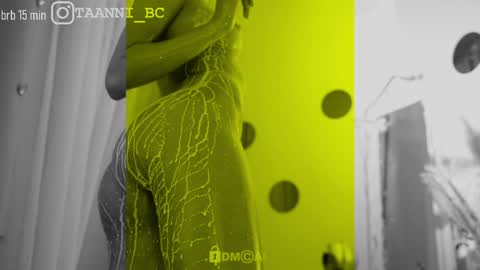 Snapshot of taanni_bc chatting on January 22, 10:28 pm TAANNI online show from January 22, 10:28 pm