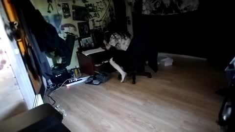 Lina online show from April 17, 3:14 pm