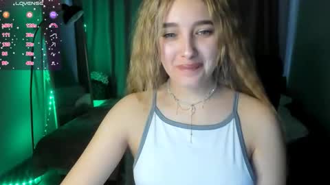 Taisia online show from March 22, 9:04 am