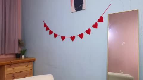 Lizzy online show from March 4, 12:56 pm