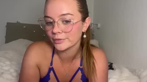 Talia online show from September 28, 6:57 pm