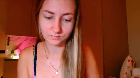  Kira  online show from December 4, 8:38 am