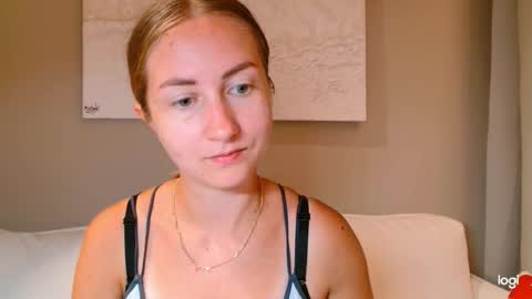  Kira  online show from October 11, 5:45 am