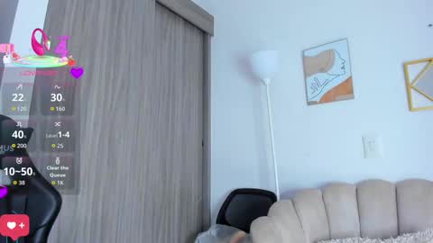 Snapshot of tamara_serra__ chatting on September 24, 9:25 pm TAMARA SERRA online show from September 24, 9:25 pm