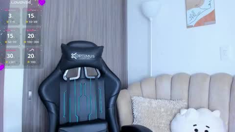 Snapshot of tamara_serra__ chatting on September 12, 9:55 pm TAMARA SERRA online show from September 12, 9:55 pm